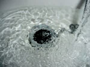 drain-with-chain-plug
