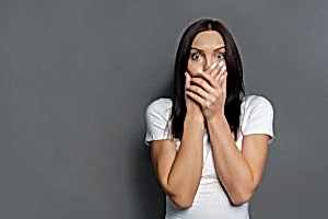 woman-shocked-at-news